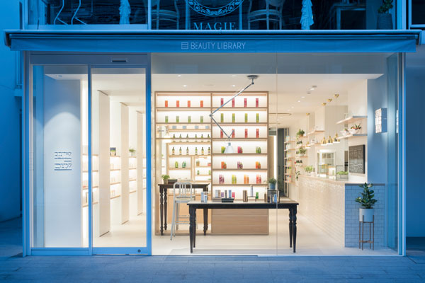 Beauty Library: New Principles For A Brick And Motar Store