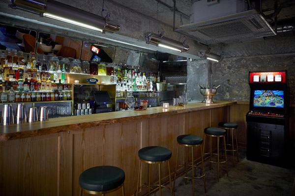 Neo’s-bar-features-an-extensive-range-of-independently-sourced,-artisanal-liquors