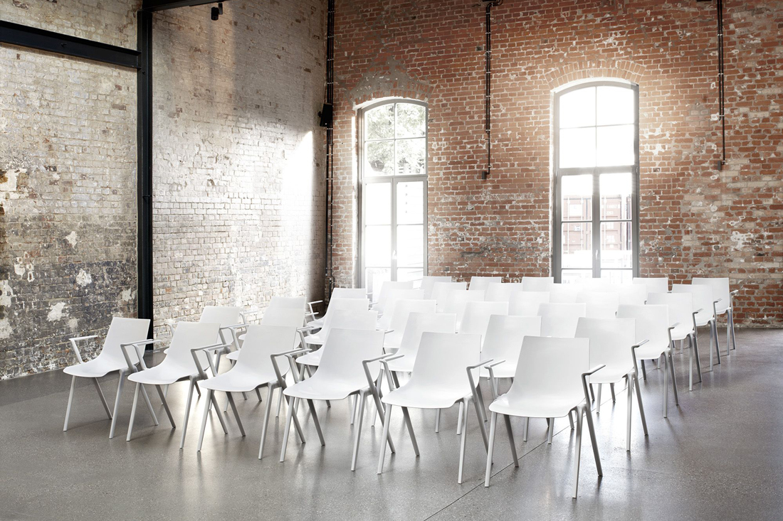 Wilkhahn’s mAx Table And Aula Chair Bring A New Frontier of Flexibility