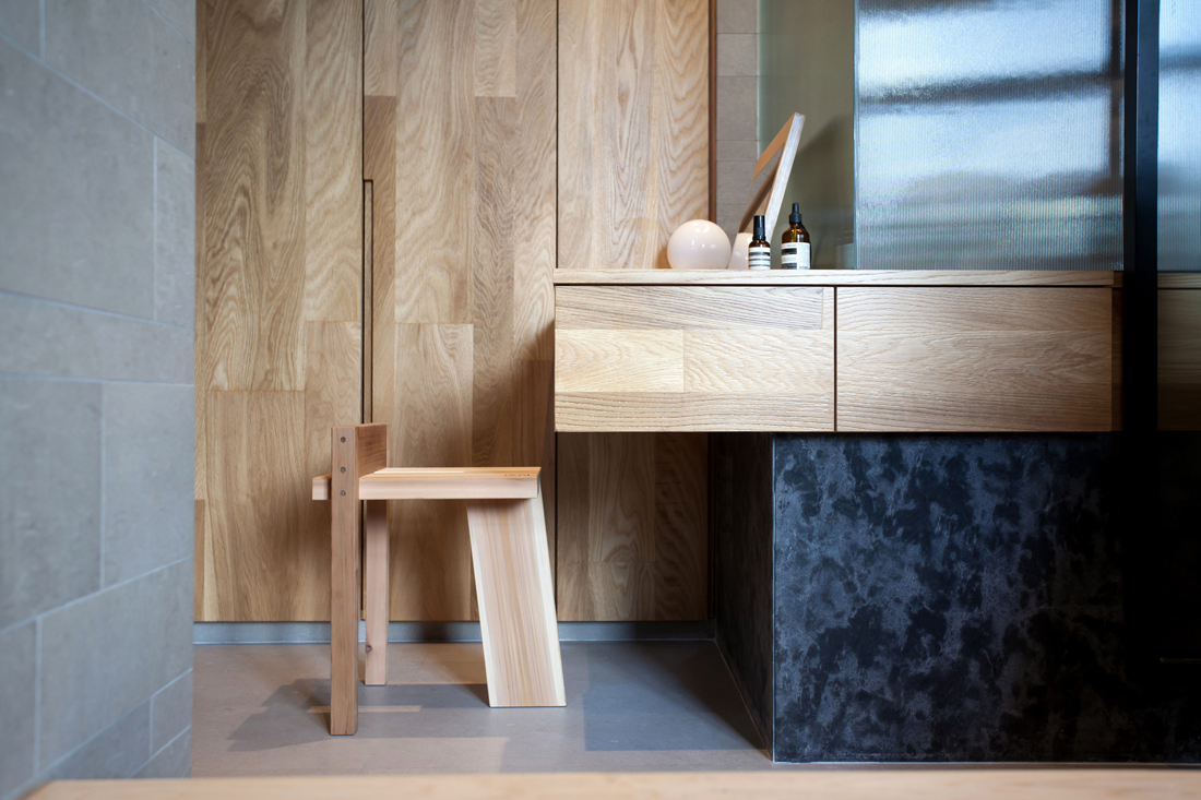 Studio-Adjective_Taikoo-Shing-Apartment_counter-and-stool