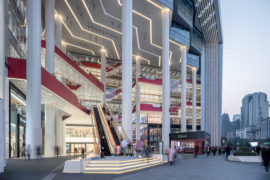 A Mall With A Theatrical Heart By Kokaistudios