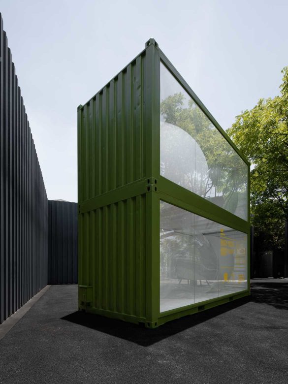 100% exhibition at the Shanghai Museum of Glass by COORDINATION ASIA